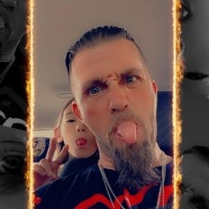 Meet your Posher, Douglas